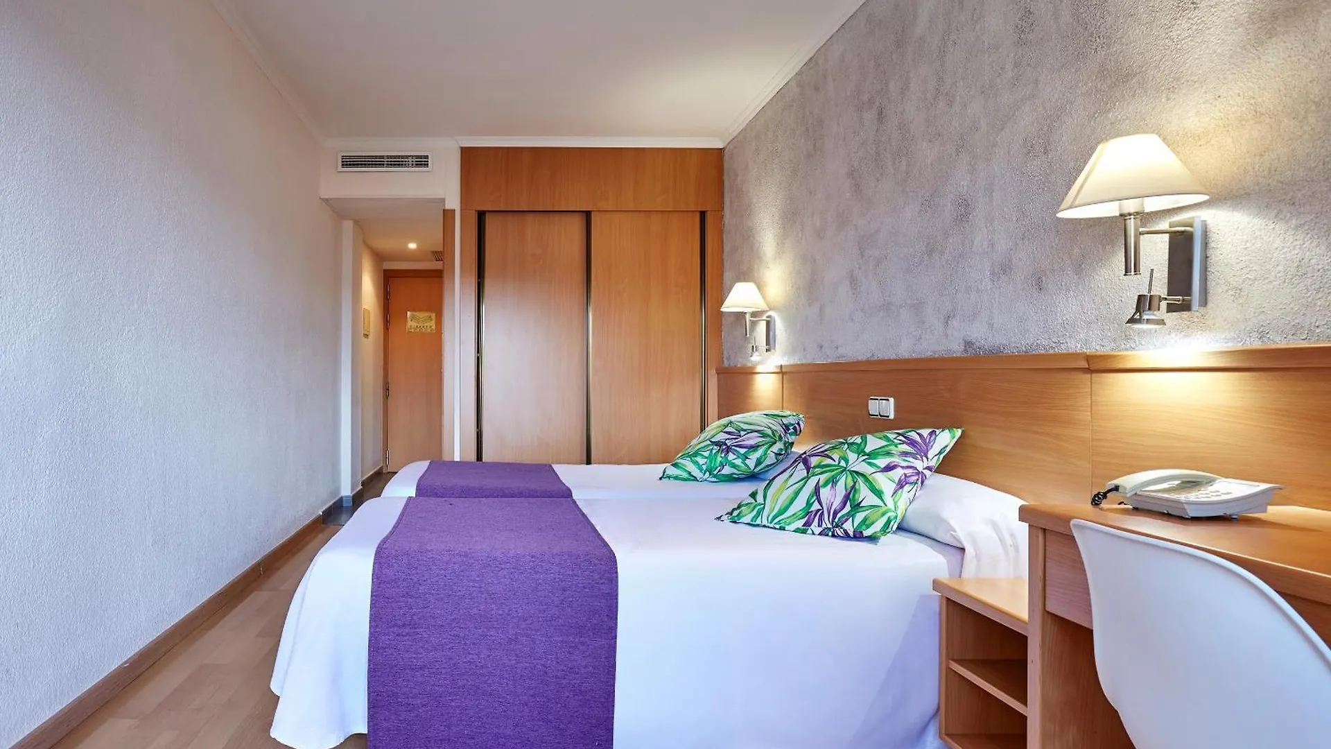 Hotel Samba Lloret de Mar 3*,  Spagna