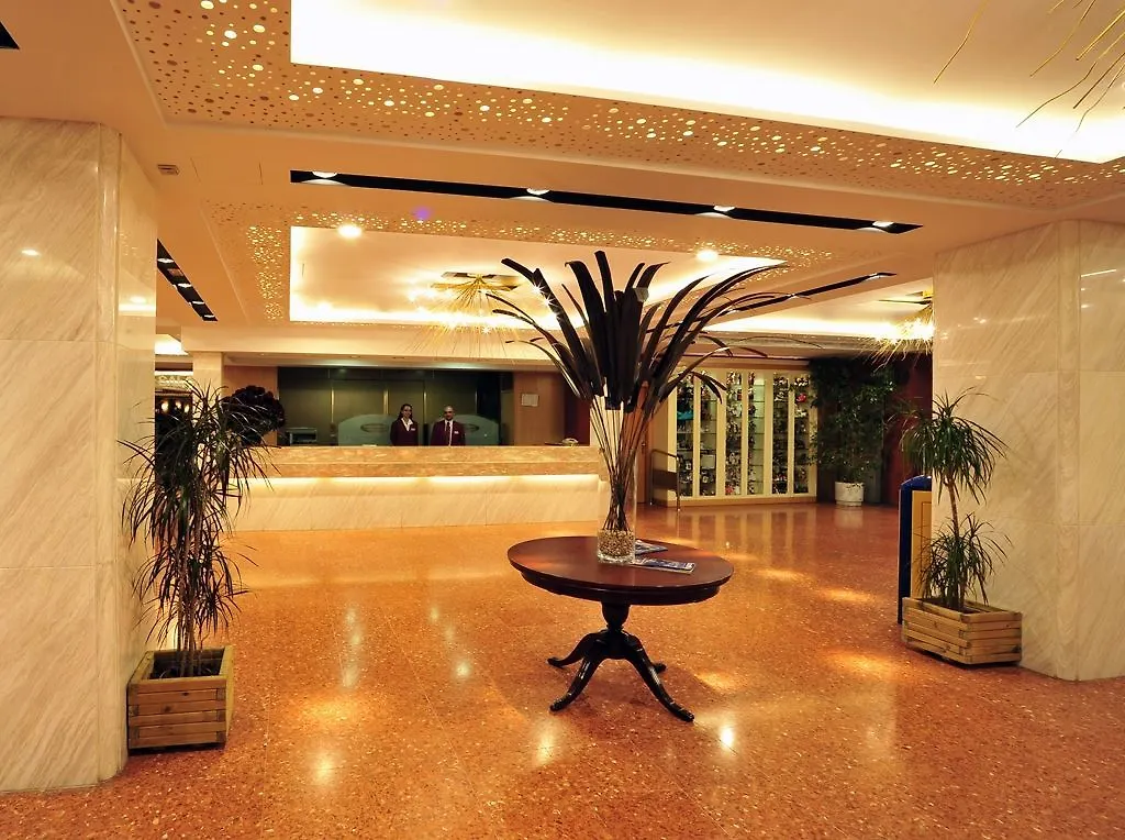 Hotel Samba Lloret de Mar 3*,